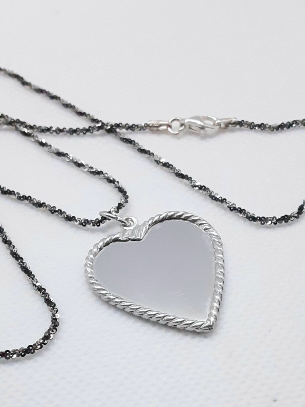 NEW 18 inch 925 oxidized wheat chain and mirrored heart pendant - Picture 2 of 12